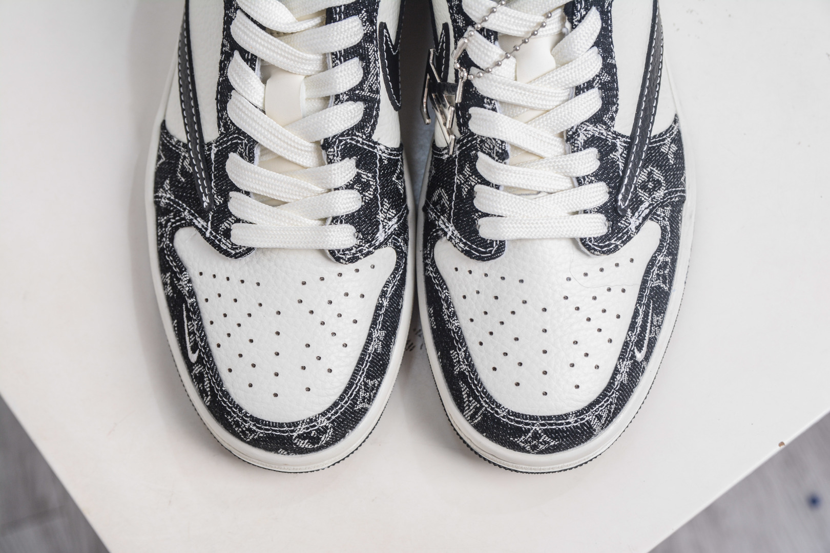 TS x Air Jordan x Louis Vuitton Air Jordan 1 Low White Black Denim 10 cmp i1759601633085 1985 0 8