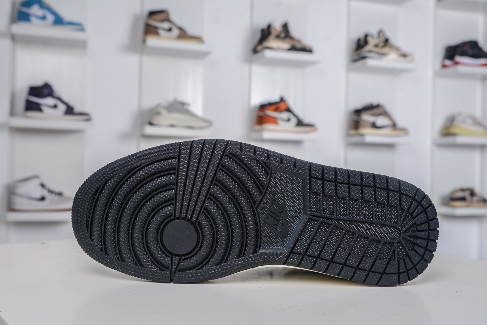 TS x Air Jordan x Louis Vuitton Air Jordan 1 Low White Black Denim 6 cmp i1759601634071 2349 0 4