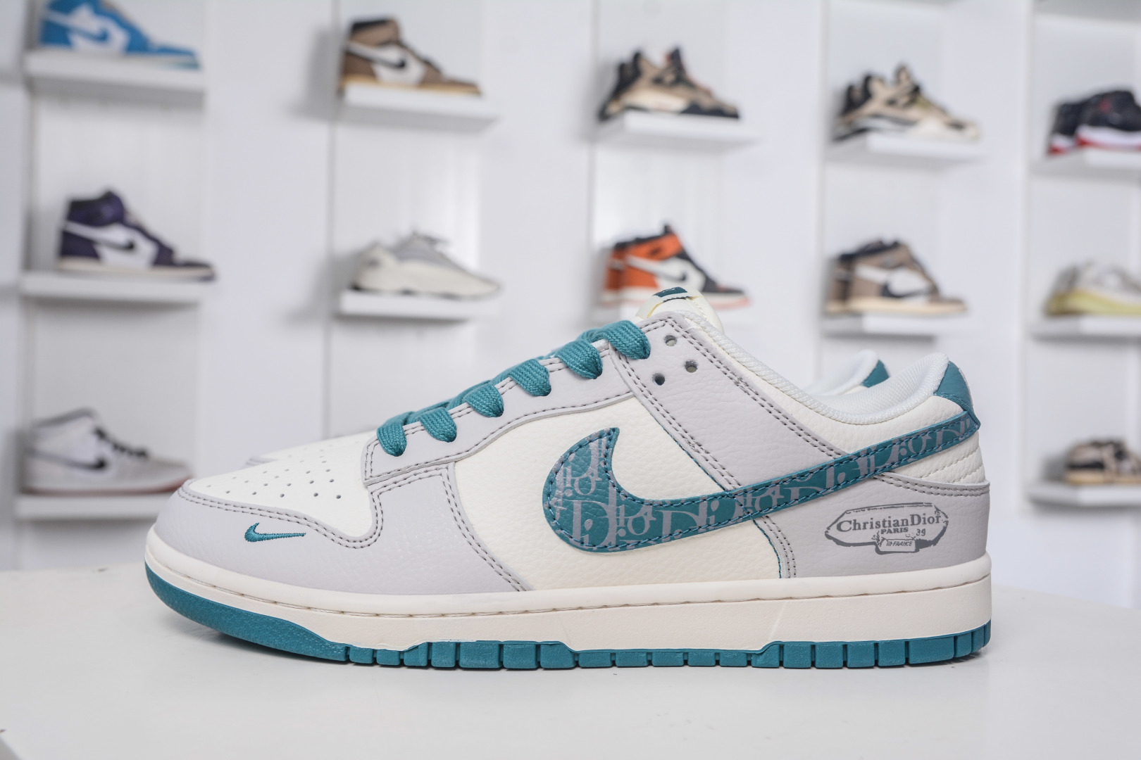 Nike SB Dunk Low x Dior Collab: Premium Grey, White & Green Sneakers 2 cmp i1759601758994 2243 0 0