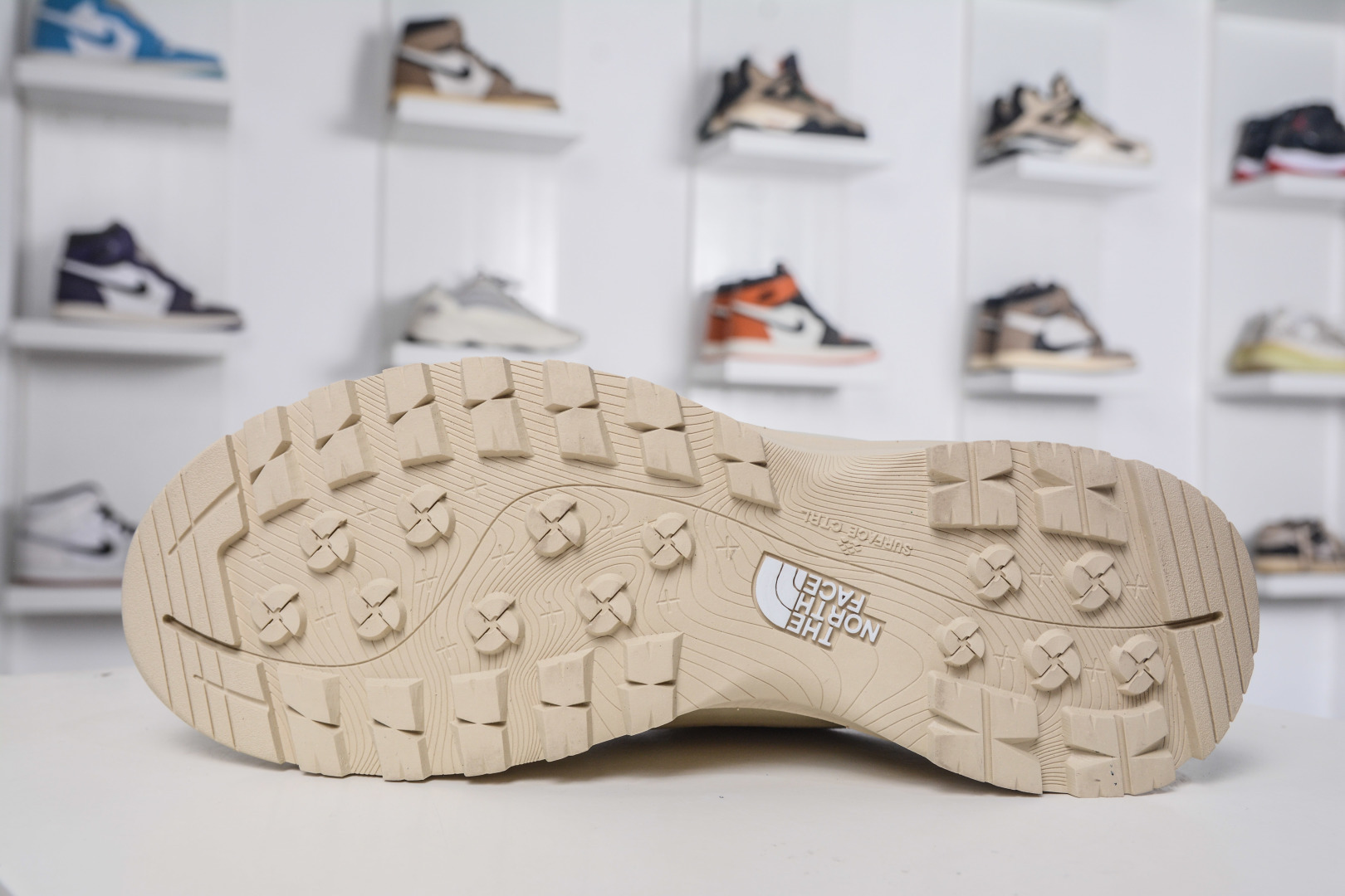 The North Face Glenclyffe Low-Top Hiking Shoes - Comfortable & Versatile 5 cmp i1759601883120 6600 0 4