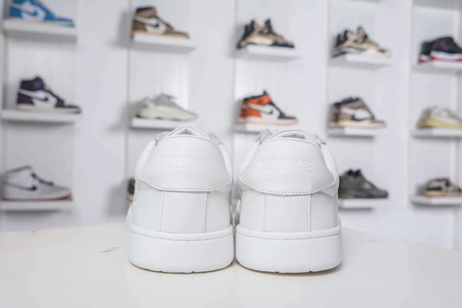 330 LOEWE罗意威 Jambo 牛皮革 圆头系带低班男鞋