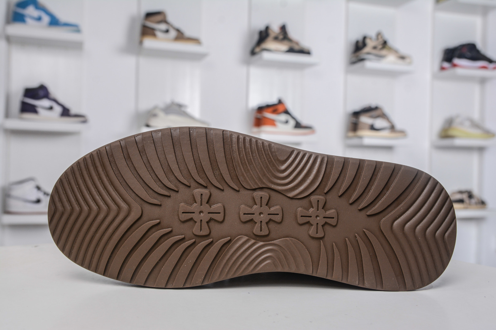 Timberland 添柏岚/天伯伦 户外中帮休闲马丁靴系列 TB10072 KHAKI