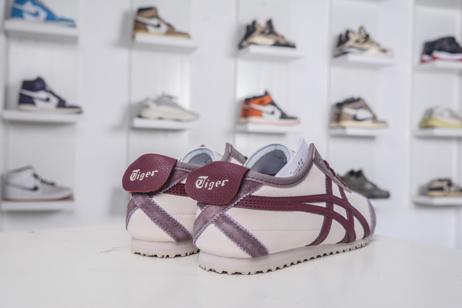 Asics Onitsuka Tiger Mexico 66 VIN Sneakers: Classic Style, Modern Comfort 7 cmp i1759602652964 6045 0 5