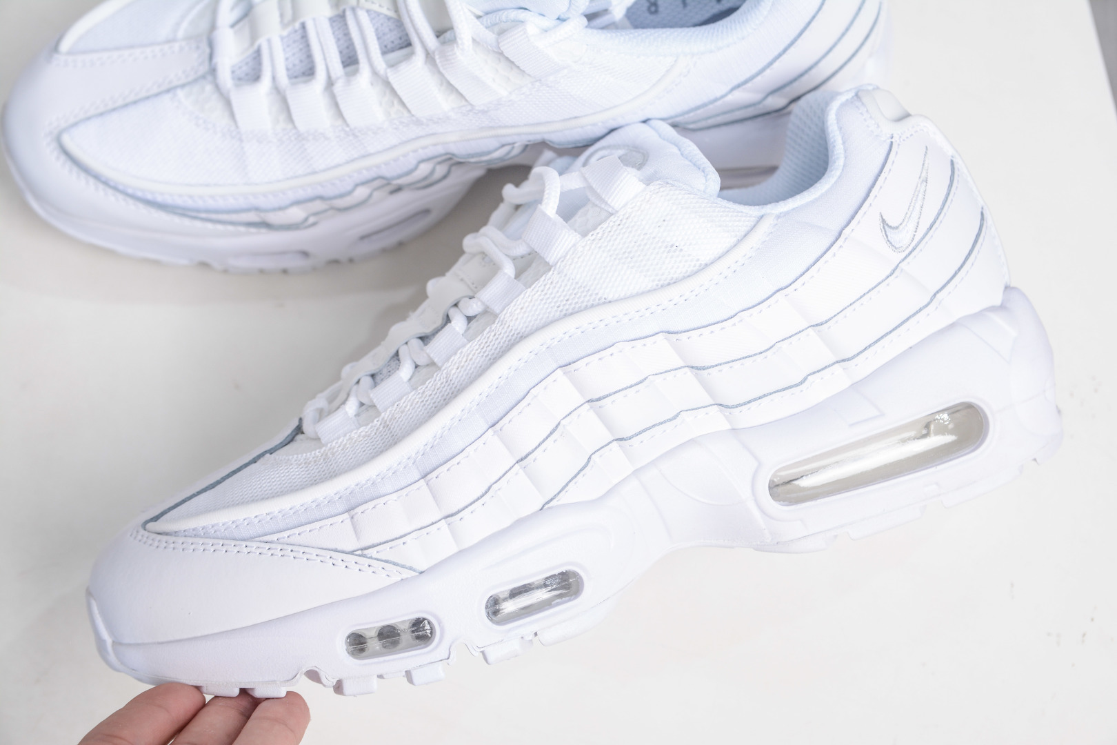 260 NIKE Air 95 潮流百搭 气垫缓震慢跑鞋 CT1268-100