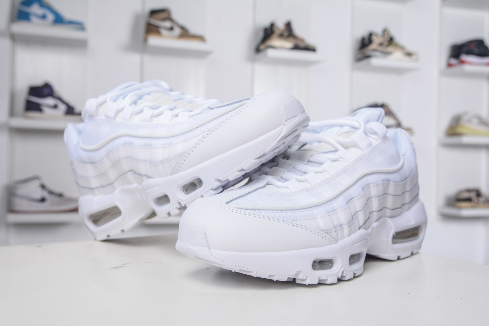 260 NIKE Air 95 潮流百搭 气垫缓震慢跑鞋 CT1268-100