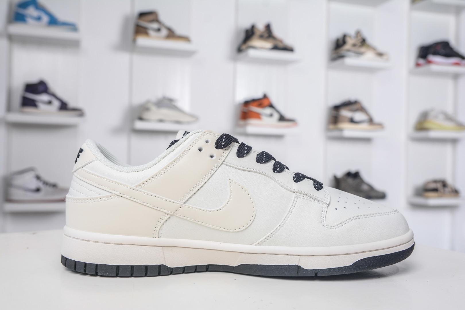 270 Nike SB Dunk Low x NIKE 耐克联名-米白黑 CS1688-118