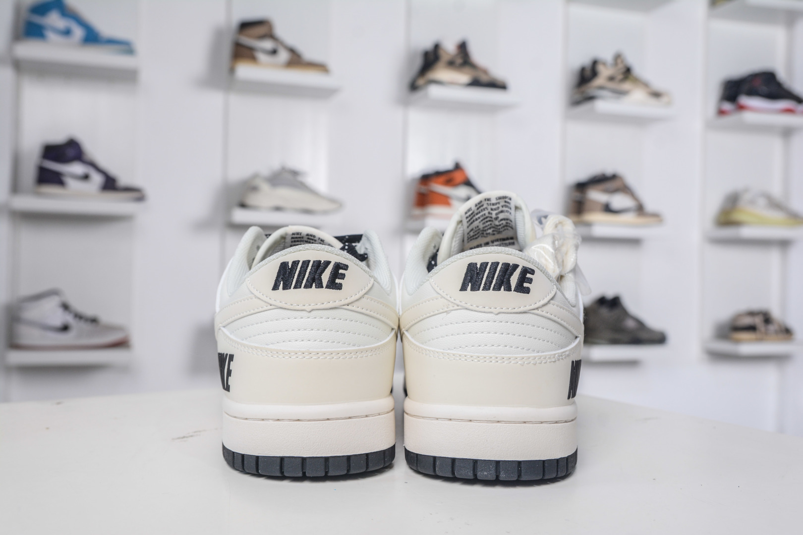 270 Nike SB Dunk Low x NIKE 耐克联名-米白黑 CS1688-118