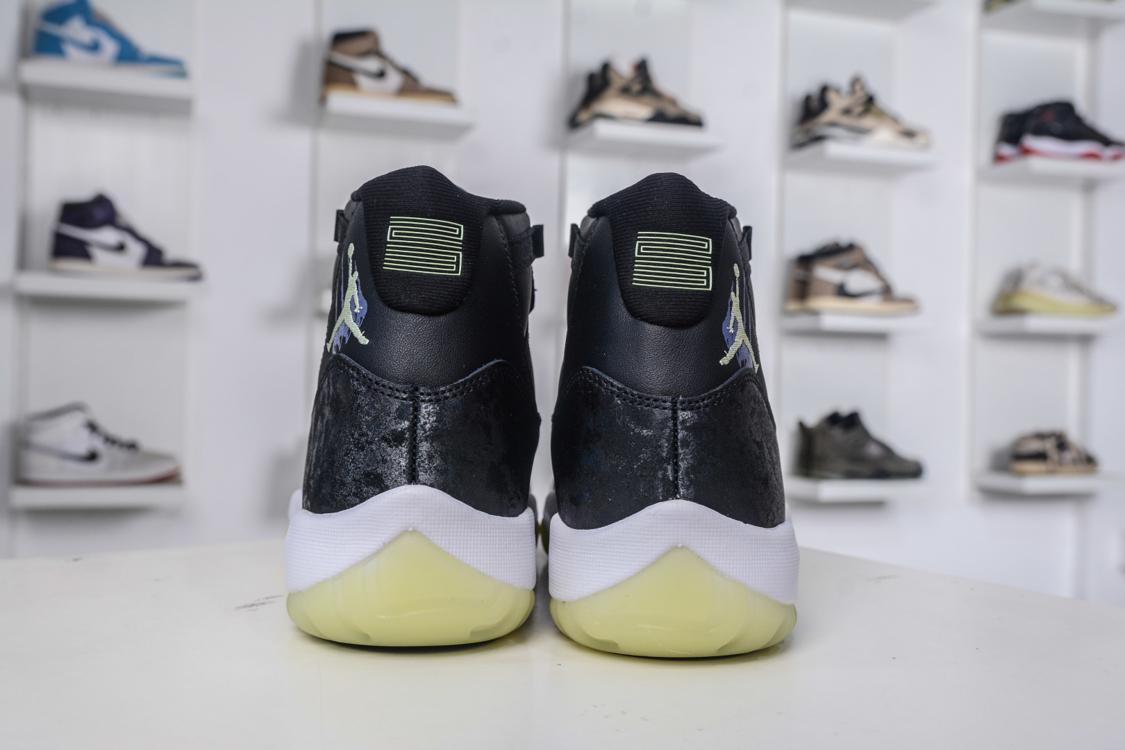 350 Air Jordan 11 ”Inner Beast” 万圣节 AJ11 高帮 IB1378-001