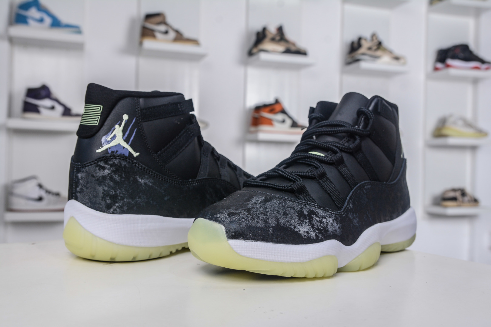 350 Air Jordan 11 ”Inner Beast” 万圣节 AJ11 高帮 IB1378-001