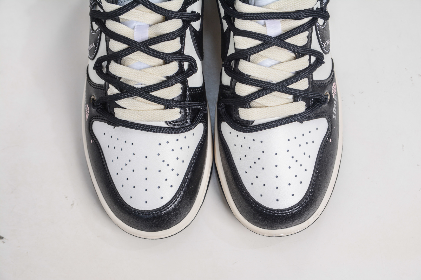 220 Nike SB Dunk Low Unicorn Shine联名 解构绑带 DD1391-100