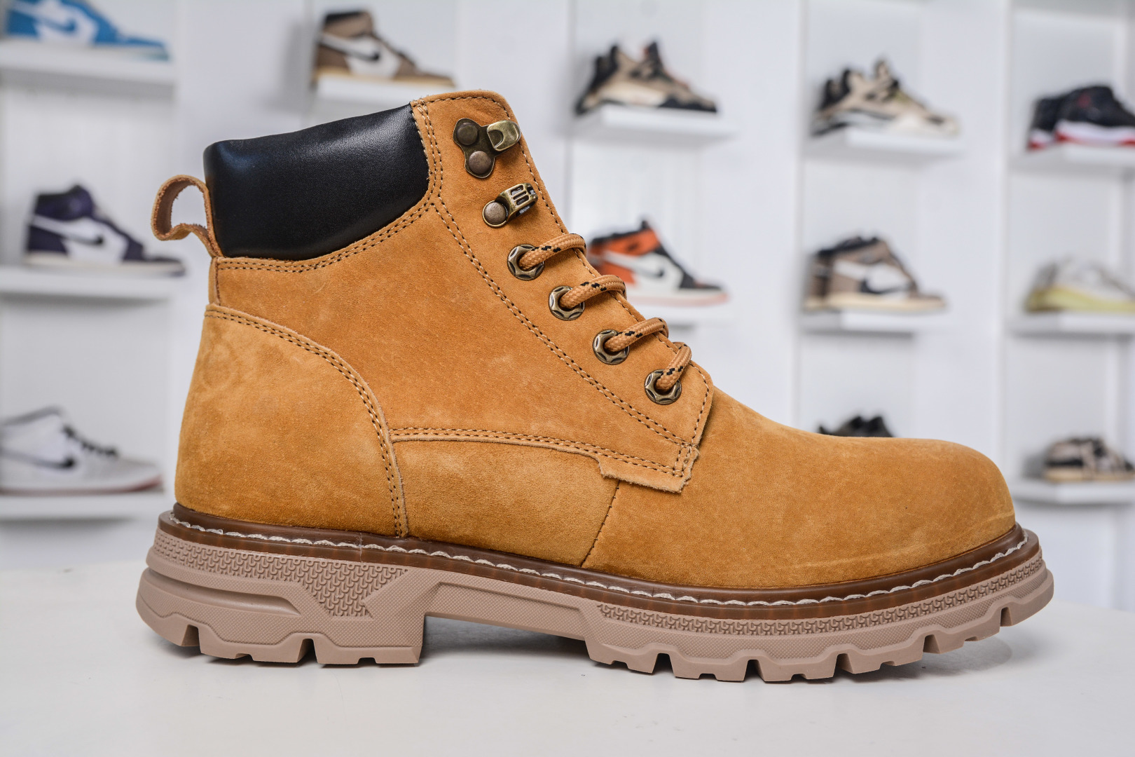 280 CAT 卡特 户外工装休闲马丁靴 时尚潮流搭配 P717815