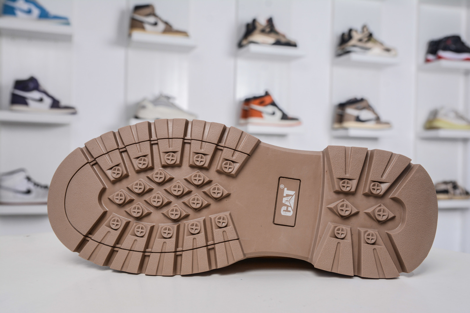 280 CAT 卡特 户外工装休闲马丁靴 时尚潮流搭配 P717815