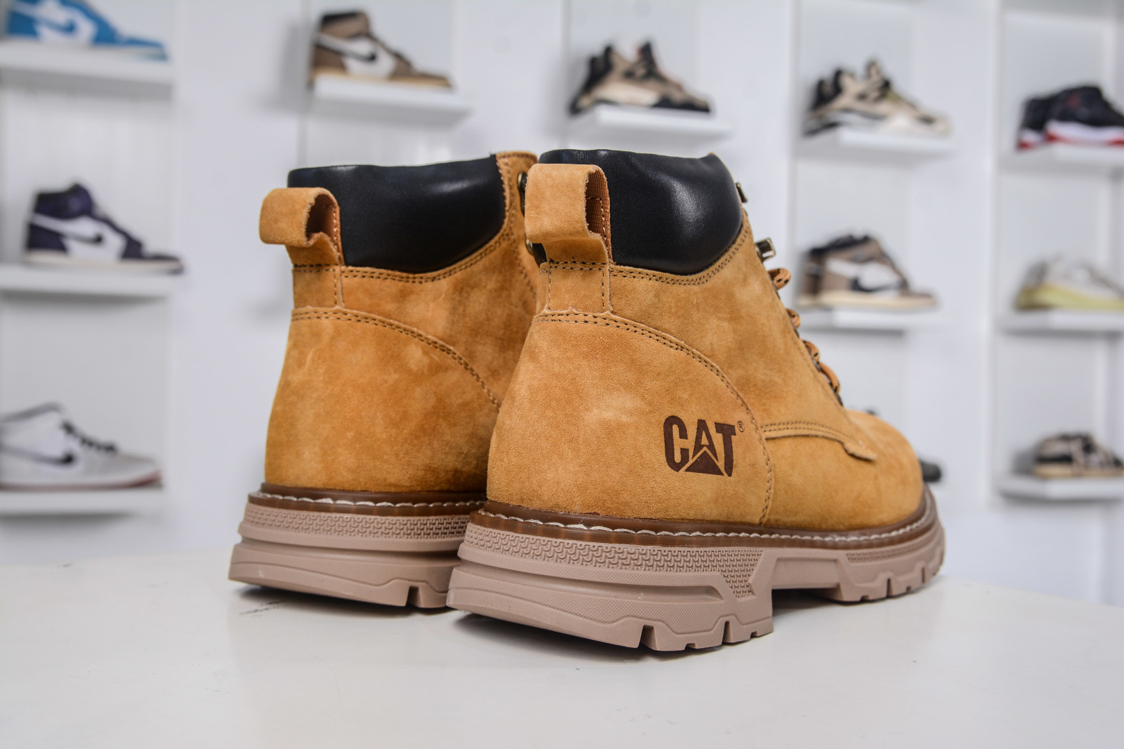 280 CAT 卡特 户外工装休闲马丁靴 时尚潮流搭配 P717815