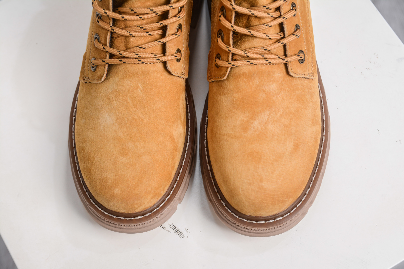 280 CAT 卡特 户外工装休闲马丁靴 时尚潮流搭配 P717815