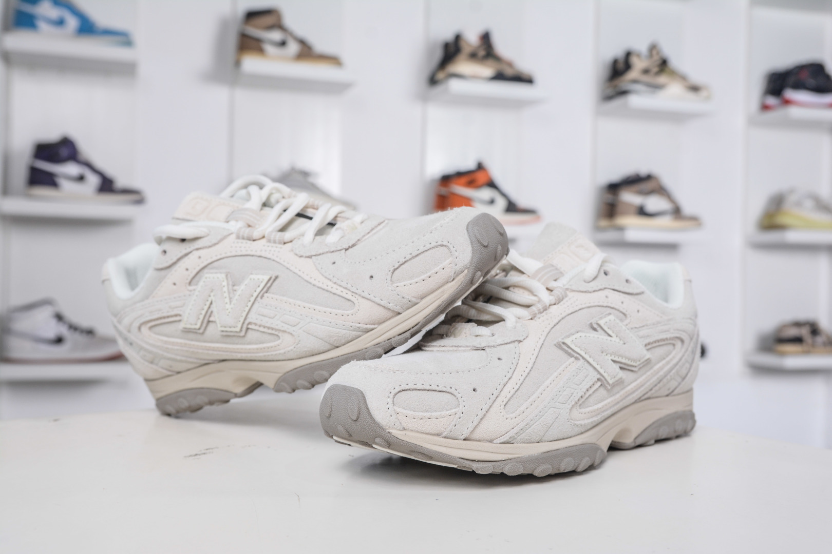 240 M版纯原 New Balance 新百伦204系列 白银黑 新百伦复古休闲运动百搭跑步鞋 U204LMMC