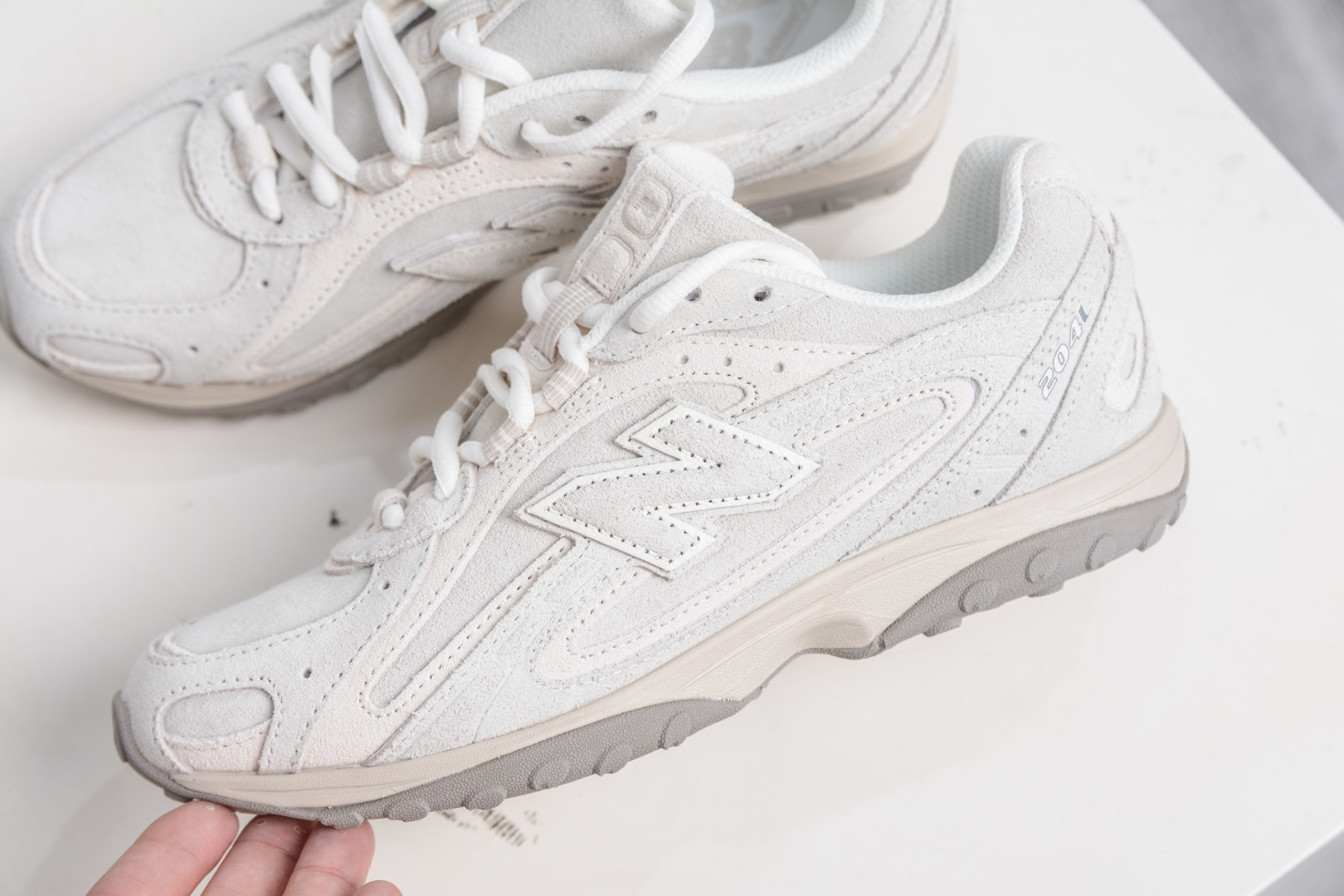240 M版纯原 New Balance 新百伦204系列 白银黑 新百伦复古休闲运动百搭跑步鞋 U204LMMC