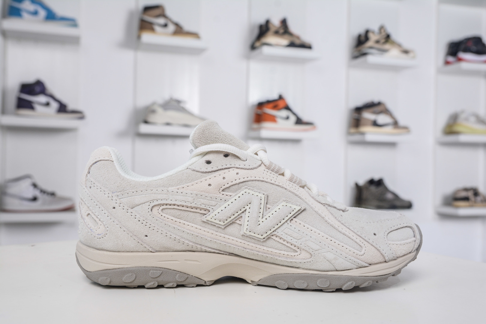 240 M版纯原 New Balance 新百伦204系列 白银黑 新百伦复古休闲运动百搭跑步鞋 U204LMMC
