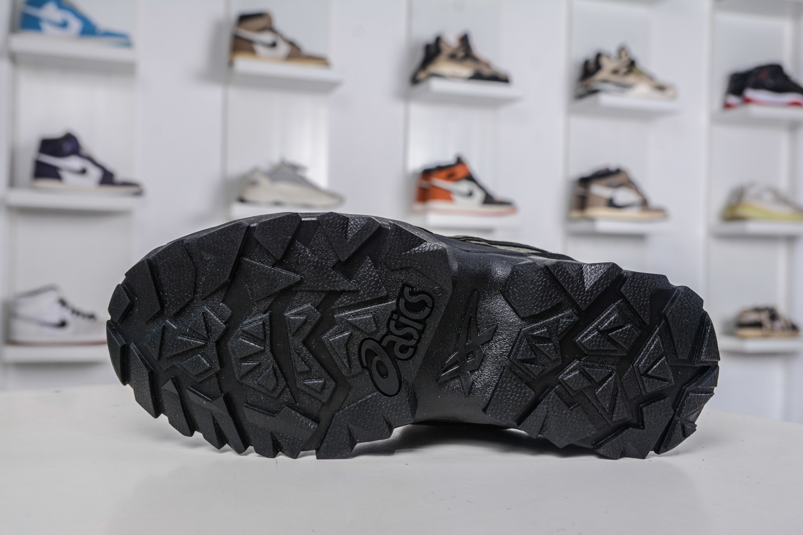 Asics GEL-PICKAX Hiking Shoes - Outdoor, Balanced, Cushioned, and Anti-Slip 6 cmp i1760032421977 9934 0 4