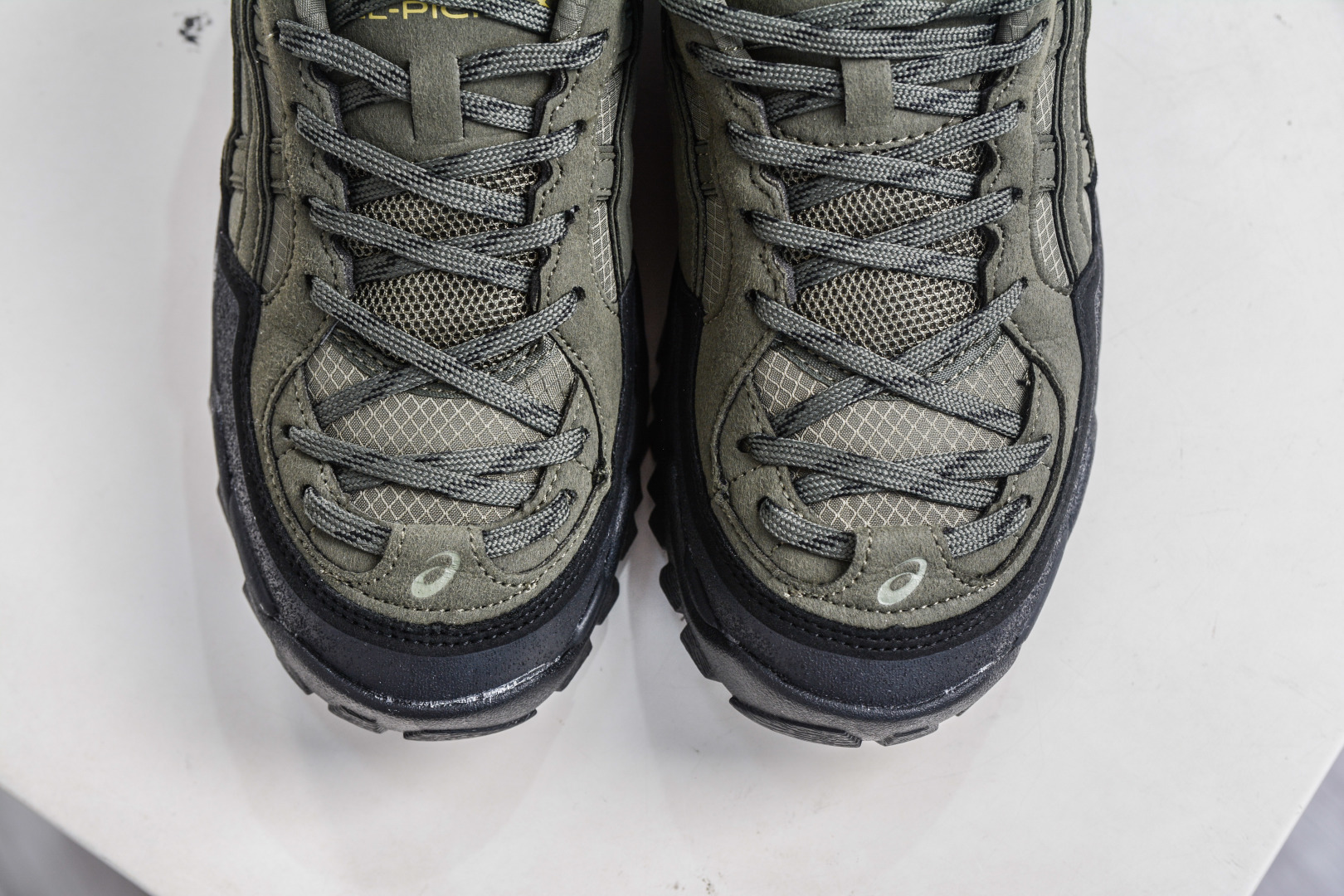 Asics GEL-PICKAX Hiking Shoes - Outdoor, Balanced, Cushioned, and Anti-Slip 10 cmp i1760032423748 7246 0 8
