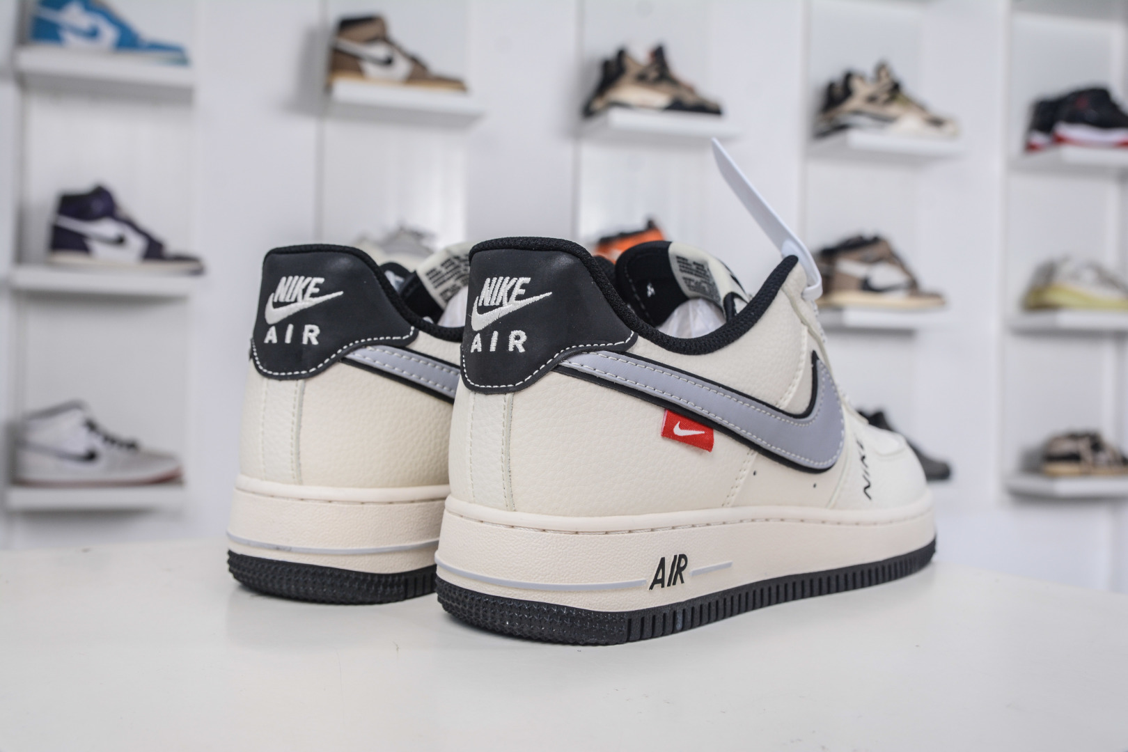 260 Nike Air Force 1 Low 07 x NIKE 耐克联名-米灰黑 JS8028-018