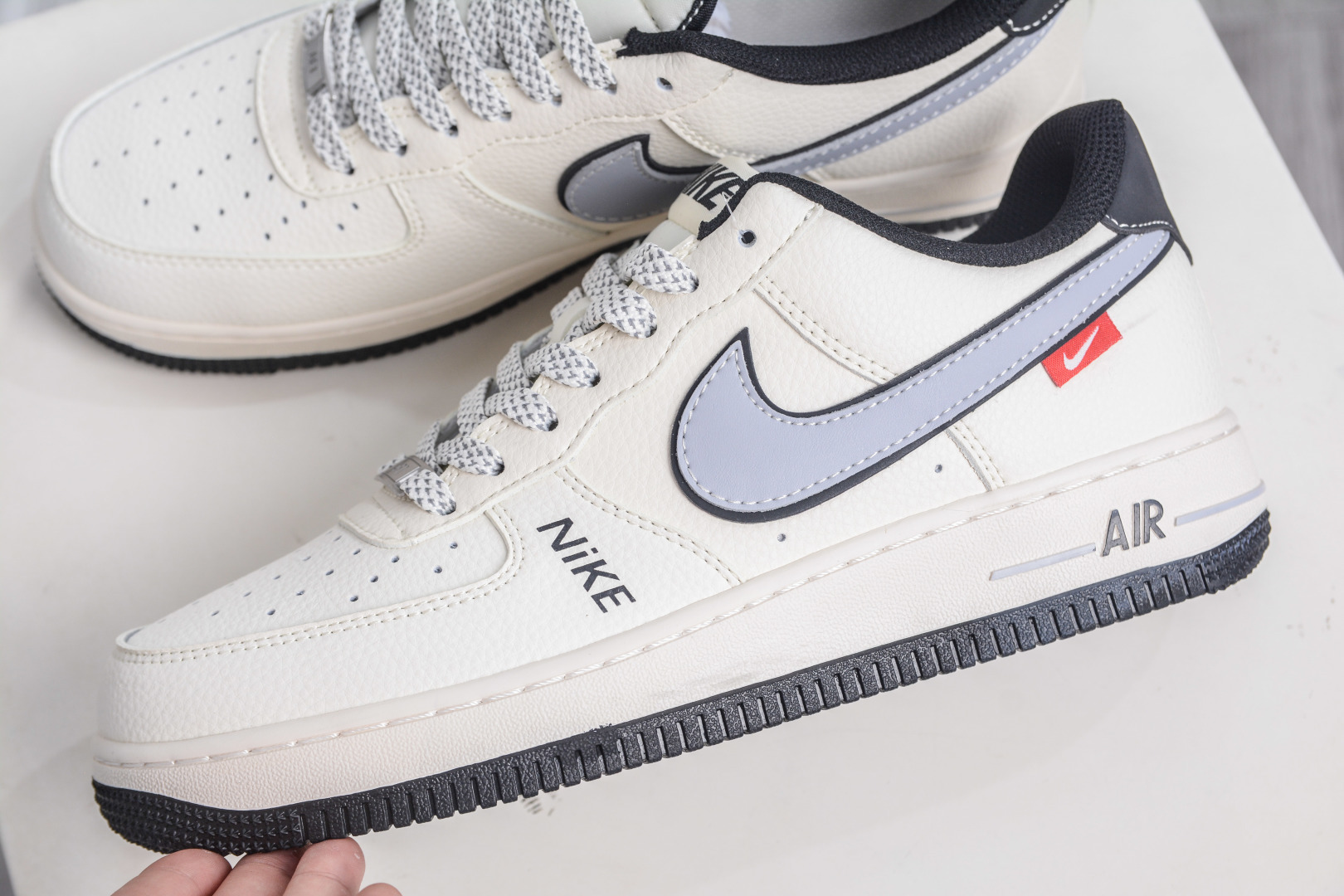 260 Nike Air Force 1 Low 07 x NIKE 耐克联名-米灰黑 JS8028-018
