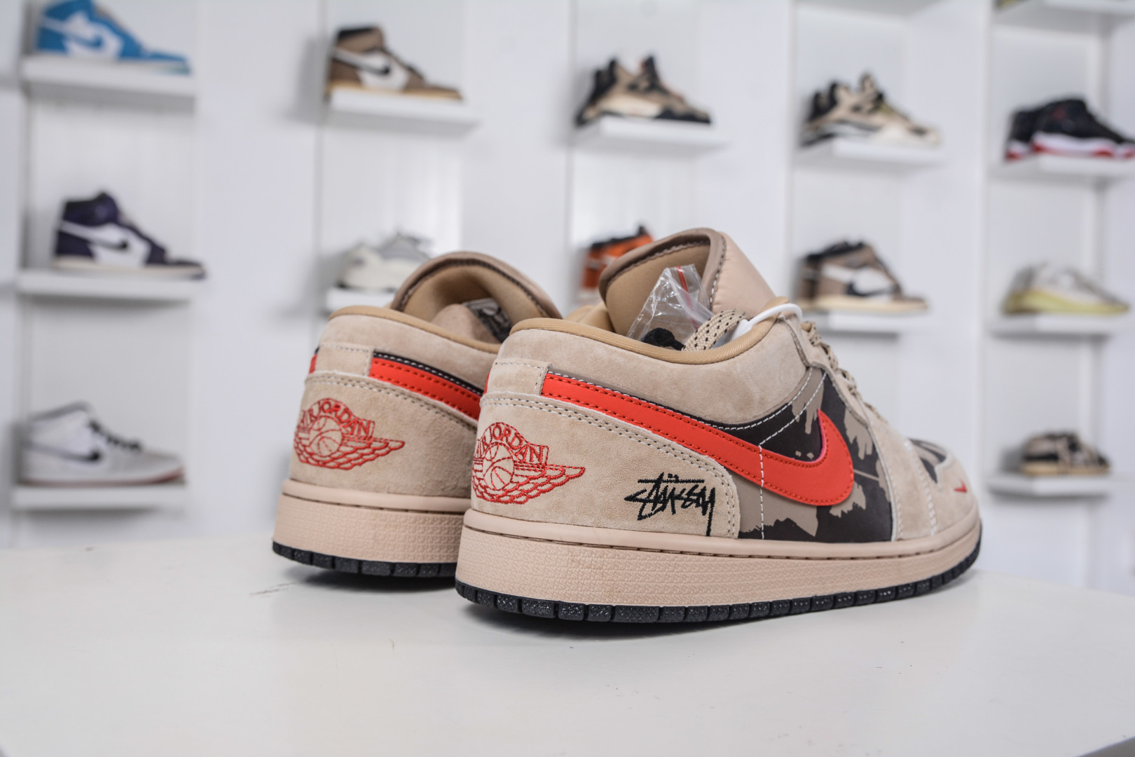 Air Jordan 1 Retro Low x Stussy Collab - Retro Wheat Custom Colorway 7 cmp i1760033068899 1698 0 5