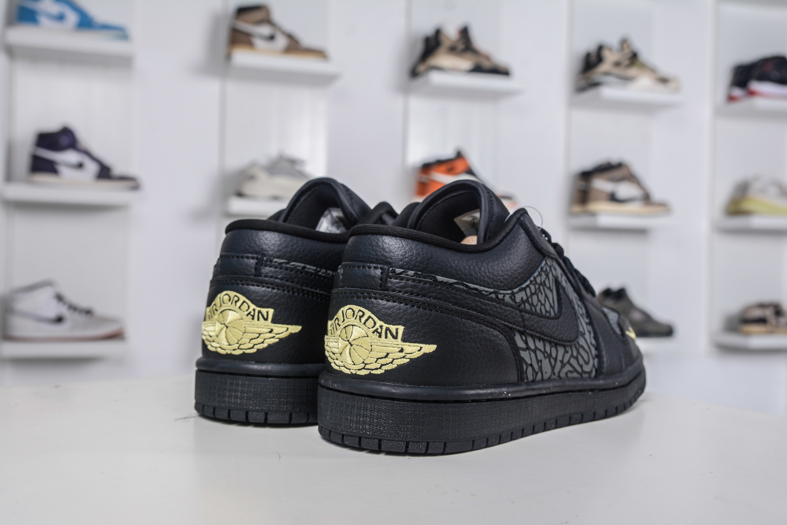 Air Jordan 1 Low Black/Cement Grey/Summit White Sneakers IM6568-010 7 cmp i1760033217129 9740 0 5