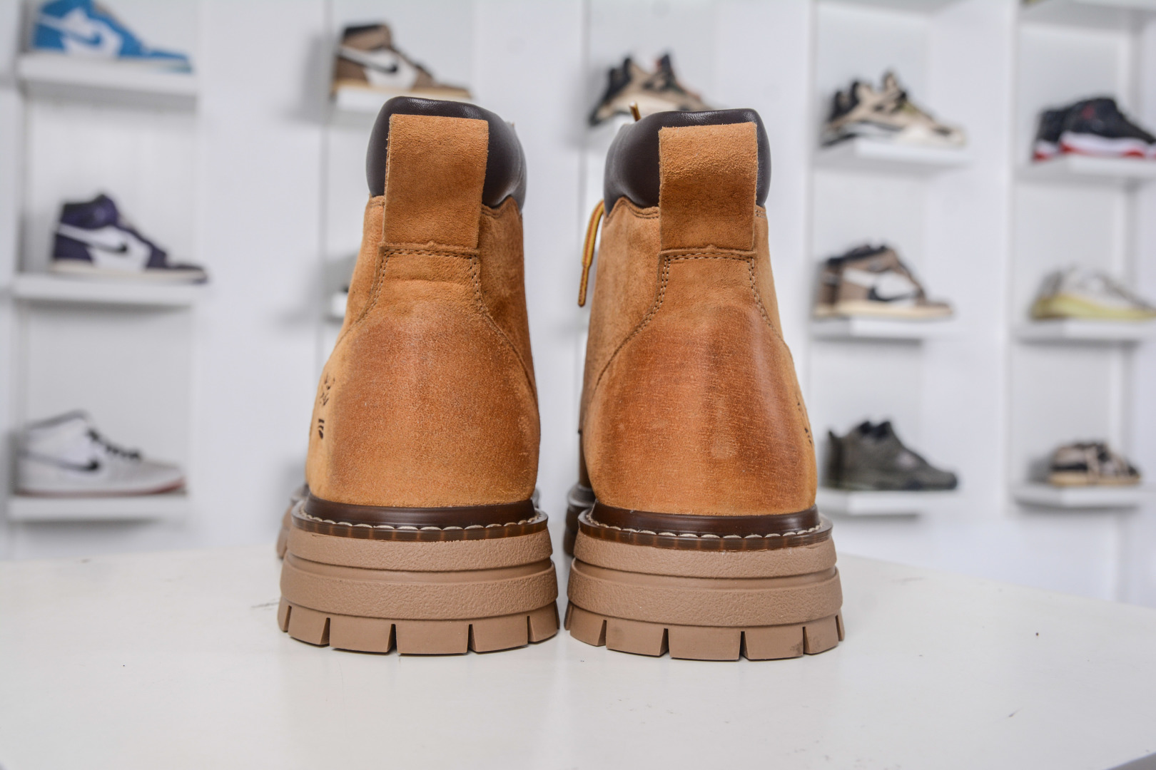 Timberland Outdoor Mid-Top Casual Yellow Boots - Premium Leather, Durable Wear 3 cmp i1760033509535 9563 0 1