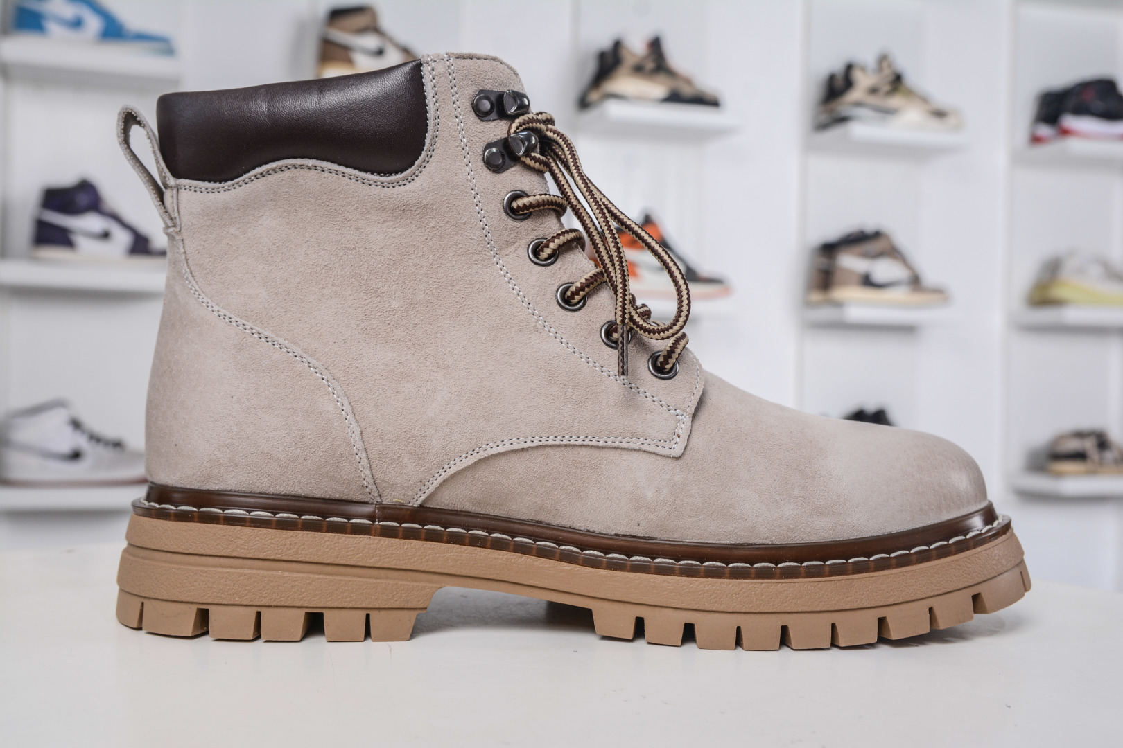 Timberland Outdoor Mid-Top Casual Boots - Premium Leather, Durable & Stylish 4 cmp i1760033553746 3440 0 2