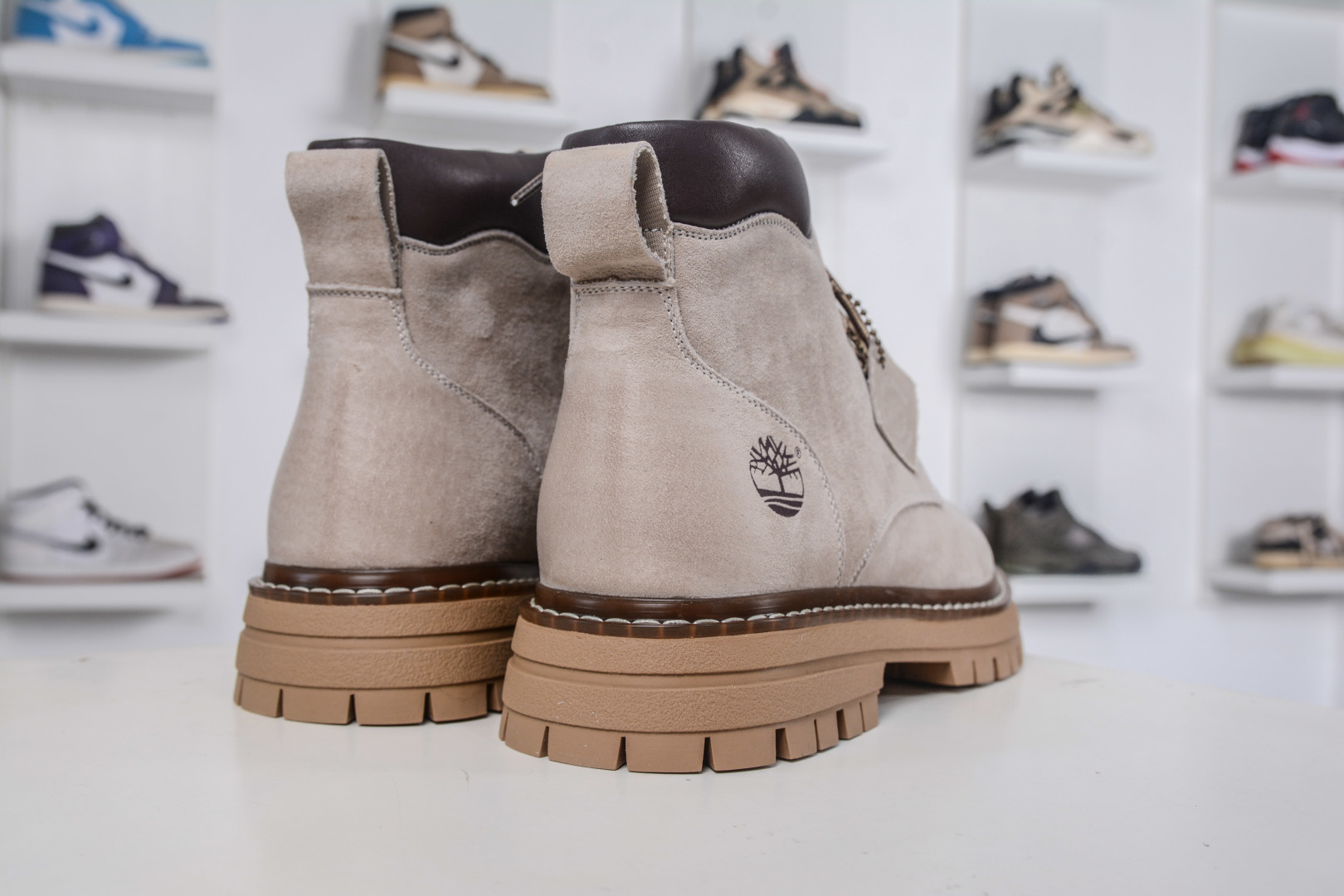 Timberland Outdoor Mid-Top Casual Boots - Premium Leather, Durable & Stylish 7 cmp i1760033553747 6238 0 5