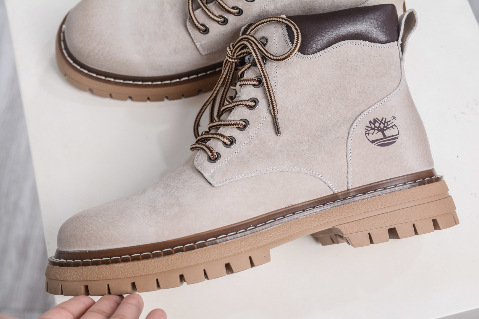 Timberland Outdoor Mid-Top Casual Boots - Premium Leather, Durable & Stylish 8 cmp i1760033555221 8204 0 6