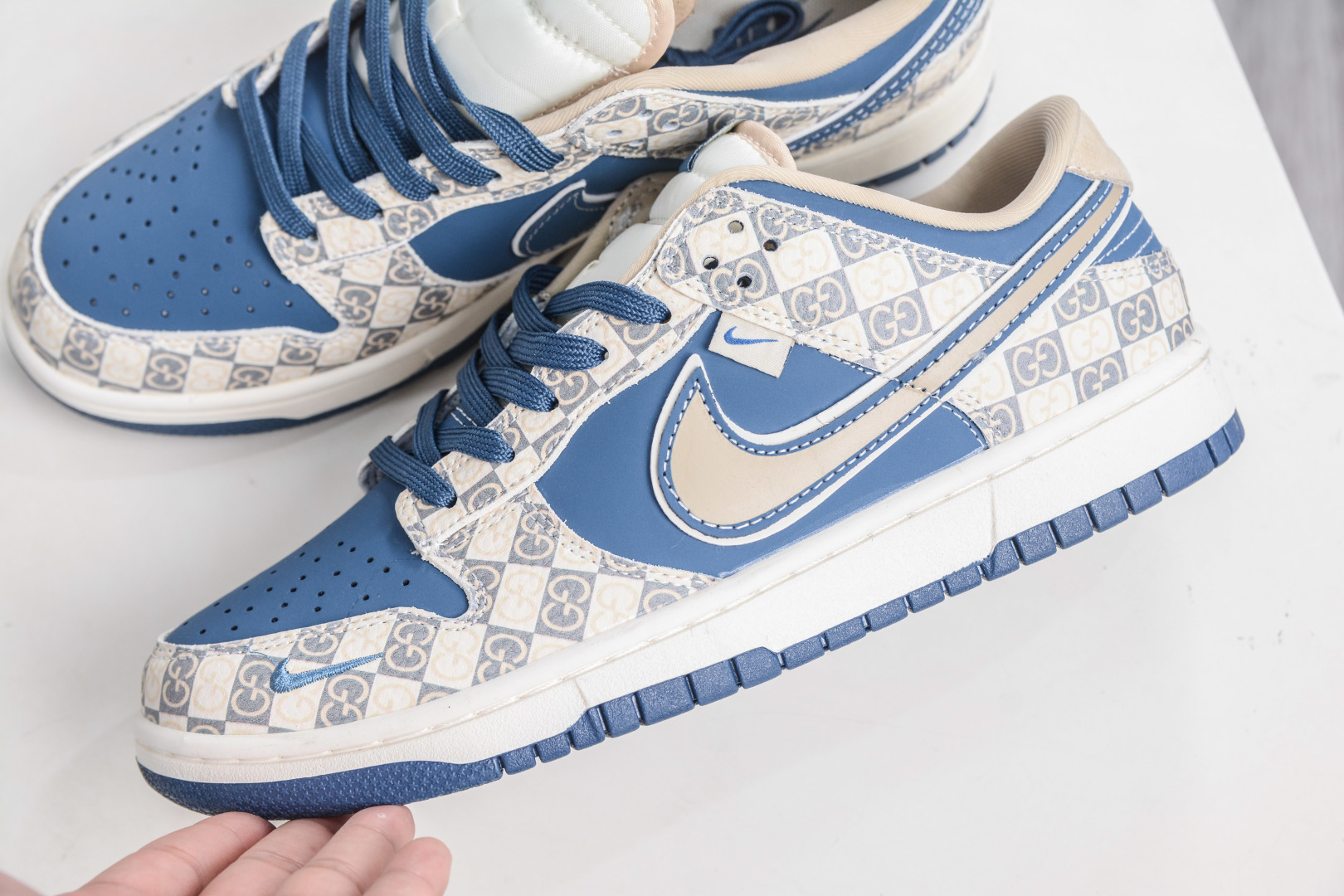 Nike SB Dunk Low x Gucci Collab - Khaki Blue Pattern, Premium Quality Sneakers 7 cmp i1760119331807 1392 0 6