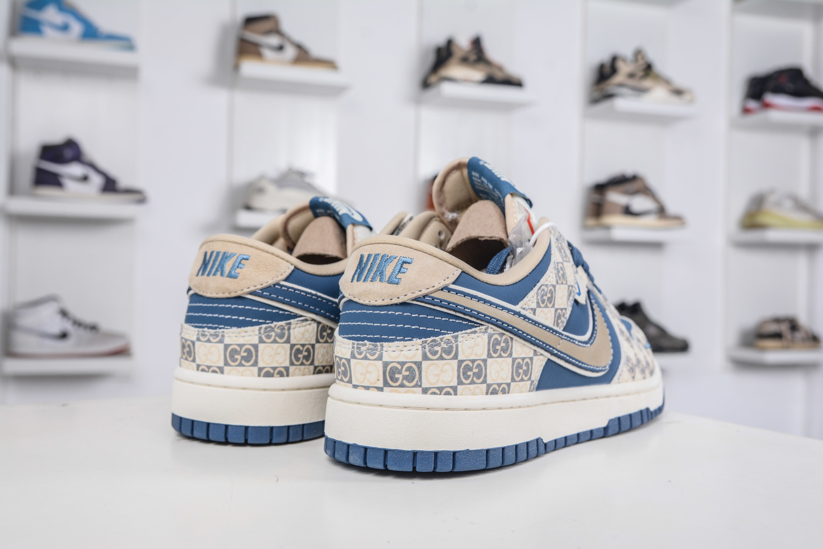 Nike SB Dunk Low x Gucci Collab - Khaki Blue Pattern, Premium Quality Sneakers 6 cmp i1760119332945 775 0 5