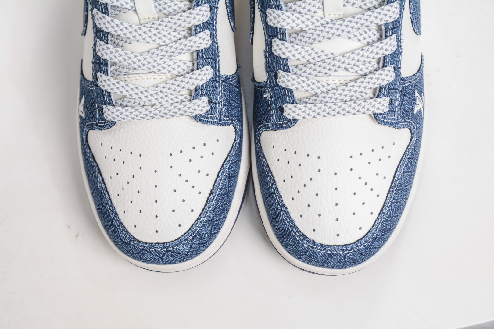 Nike SB Dunk Low x Louis Vuitton Denim Blue, Premium Quality - Order Now! 10 cmp i1760119909279 473 0 8