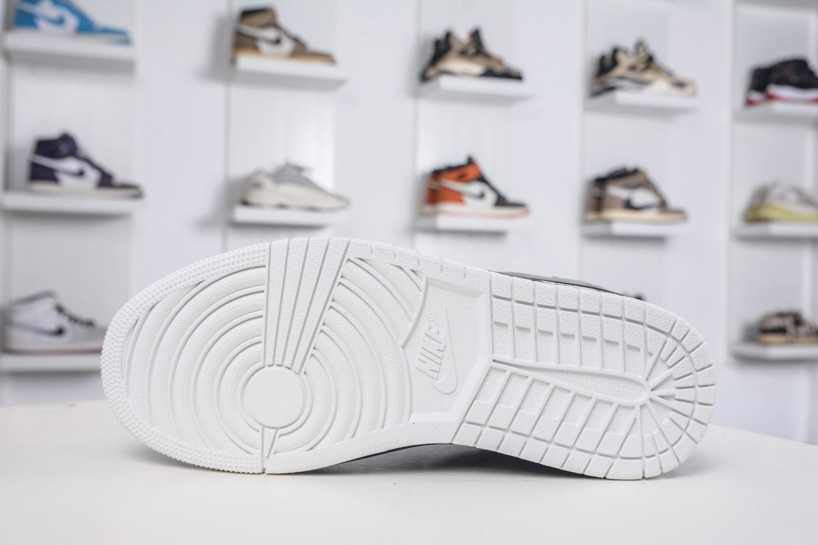 TS x Air Jordan AJ1 Low x Stone Island x Supreme 倒钩低帮联名SUP石头岛定制配色 黑墨绿 DZ5899-025-莆田鞋,莆田鞋货源,高仿鞋,高仿鞋货源,安福档口,莆田高仿鞋,莆田鞋批发,高仿鞋批发,莆田高仿运动鞋,高仿运动鞋,莆田运动鞋 TS x Air Jordan AJ1 Low x Stone Island x Supreme 倒钩低帮联名SUP石头岛定制配色 黑墨绿 DZ5899-025