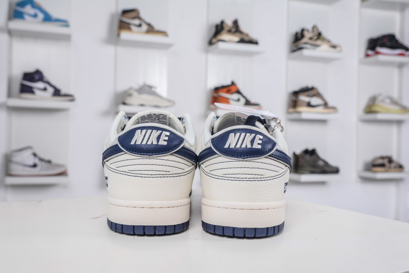 Nike SB Dunk Low x Superme SUP联名-米白深蓝 SM6668-116