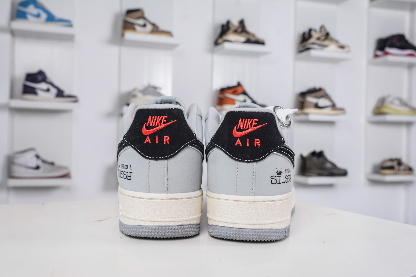 Stussy x Nike Air Force 1 Low-Top Sneakers - White, Gray & Black Combination 3 cmp i1760207924647 9426 0 1
