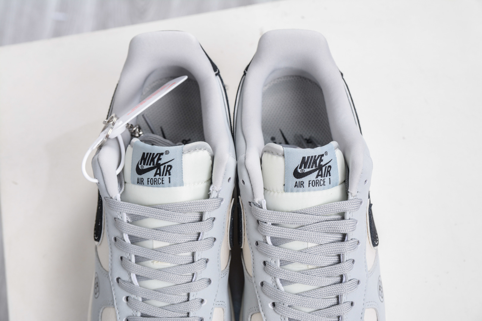 Stussy x Nike Air Force 1 Low-Top Sneakers - White, Gray & Black Combination 9 cmp i1760207924648 8838 0 7