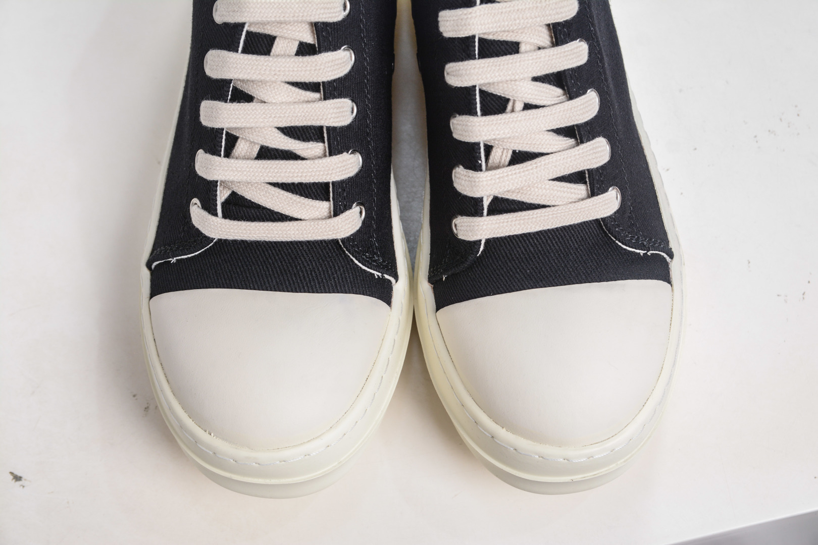 RICK OWENS/RO Hollywood 欧文斯 圆头系带低帮板鞋