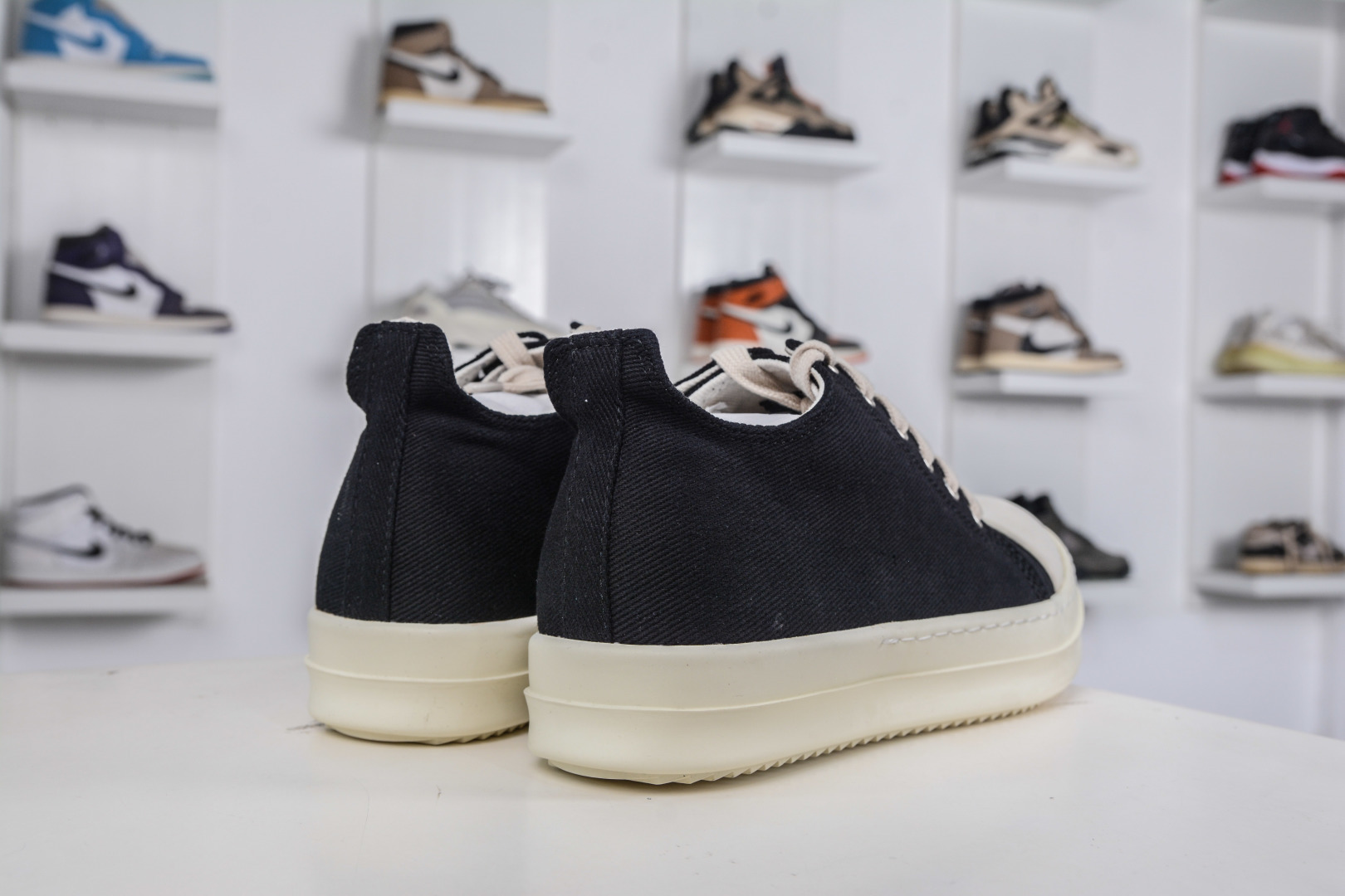 RICK OWENS/RO Hollywood 欧文斯 圆头系带低帮板鞋