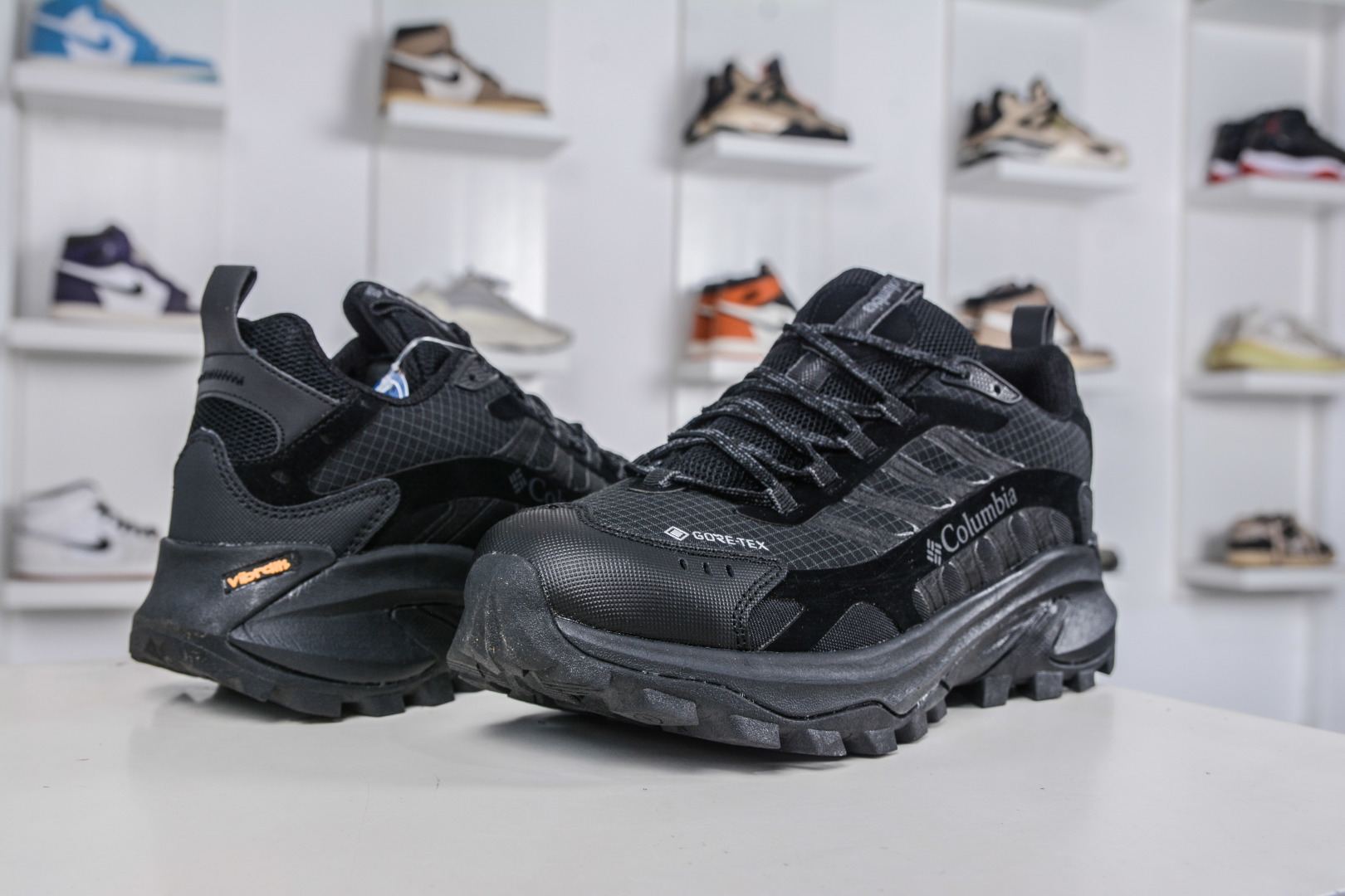 Columbia Men's Trailstorm Waterproof Hiking Shoes - Vibram Outsole 4 cmp i1760208359360 7164 0 3