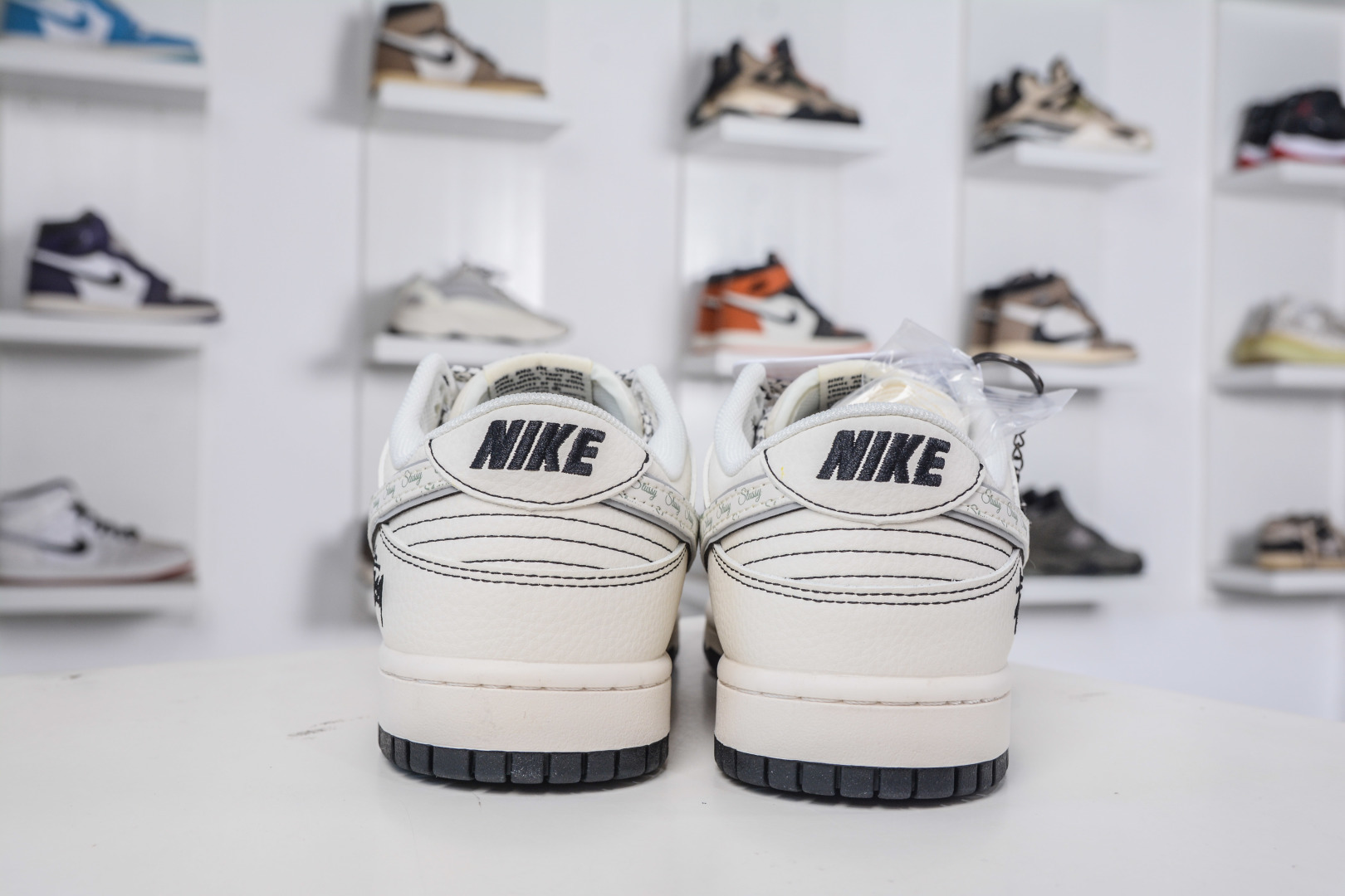 Nike SB Dunk Low X Stussy Collab Cream Black, Unisex Skateboarding Shoes 3 cmp i1760292133765 5772 0 1