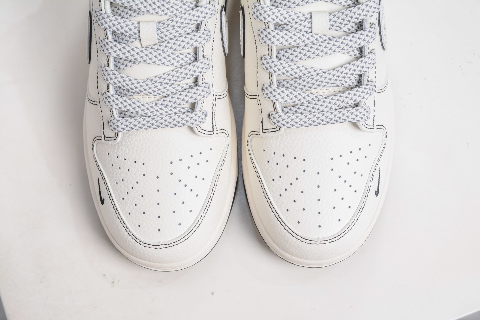 Nike SB Dunk Low X Stussy Collab Cream Black, Unisex Skateboarding Shoes 10 cmp i1760292135970 3022 0 8