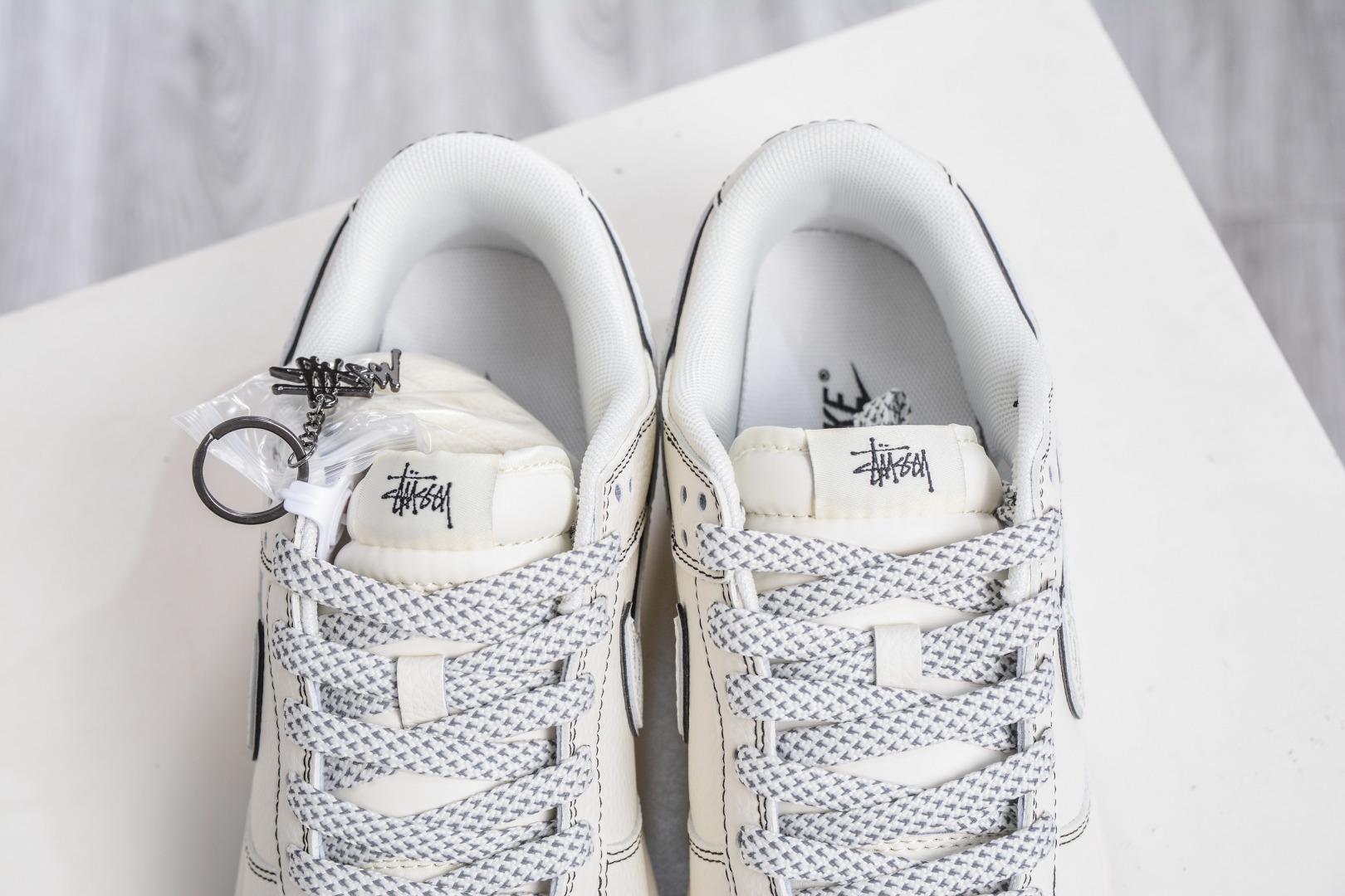 Nike SB Dunk Low X Stussy Collab Cream Black, Unisex Skateboarding Shoes 9 cmp i1760292135970 8003 0 7