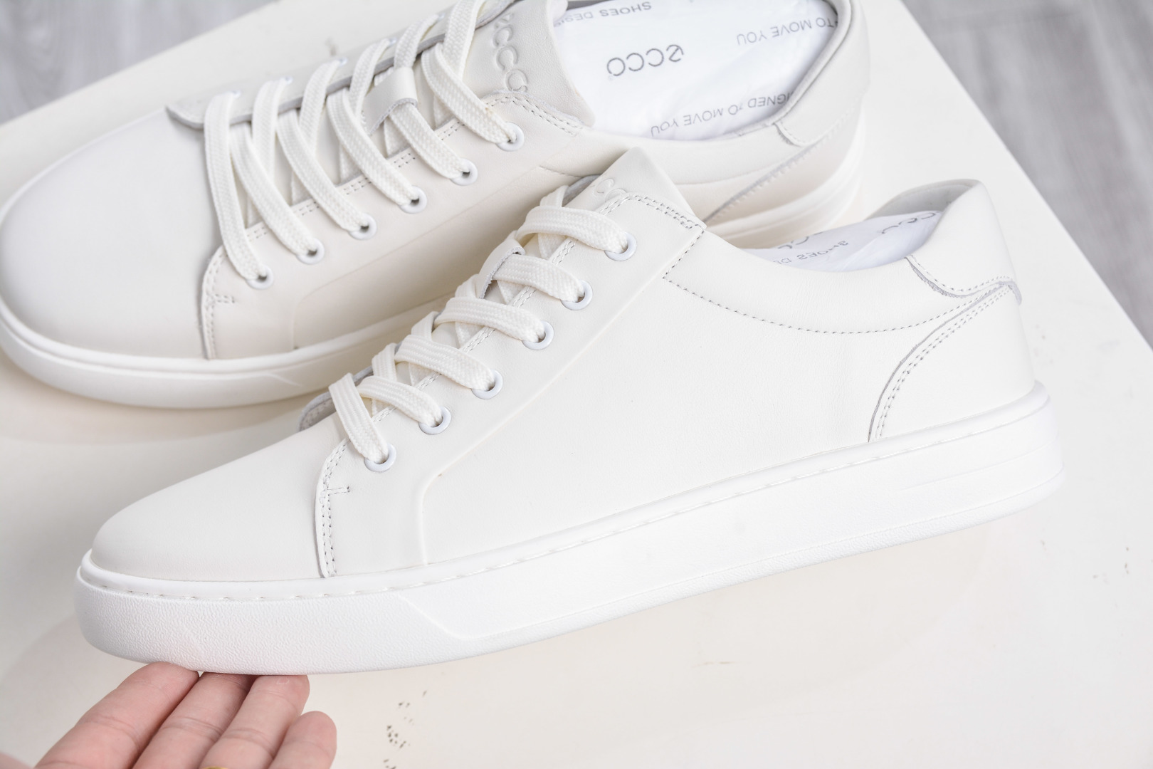 Ecco Soft 7 Men's Leather Sneakers - Comfortable, Stylish, and Versatile 8 cmp i1760292598007 7276 0 6