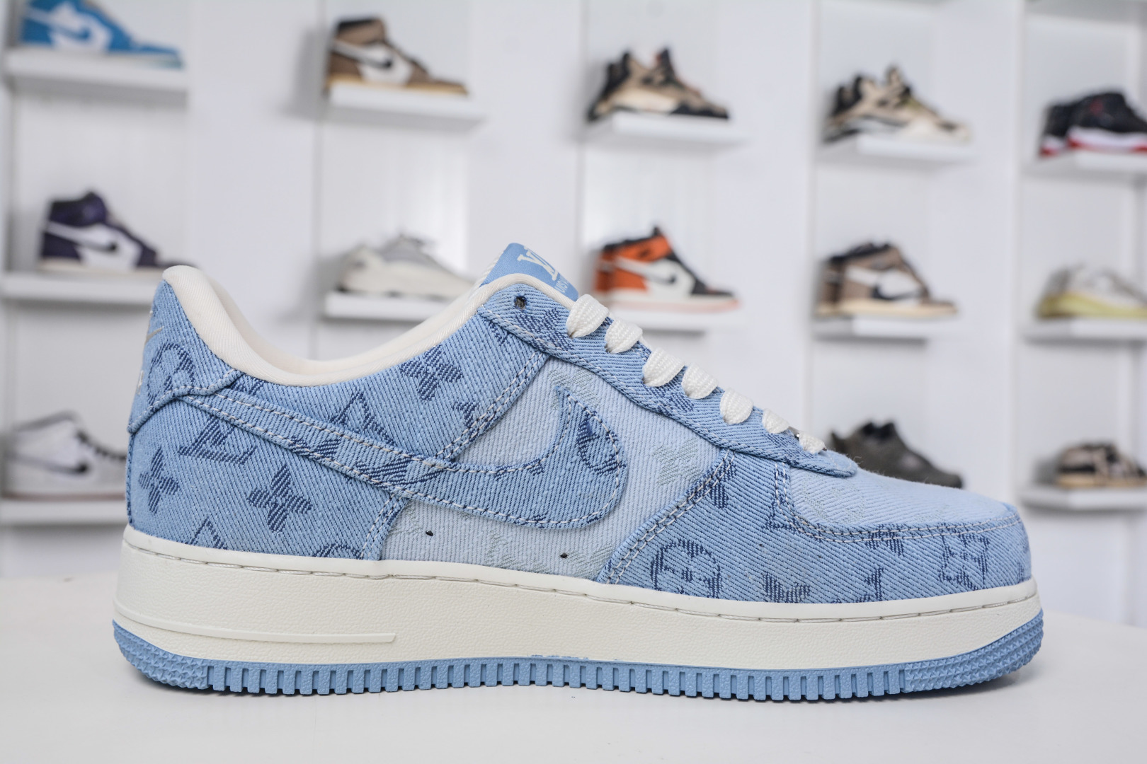 Nike Air Force 1 Low 07 x Louis Vuitton LV联名-浅蓝牛仔 YF9511-823