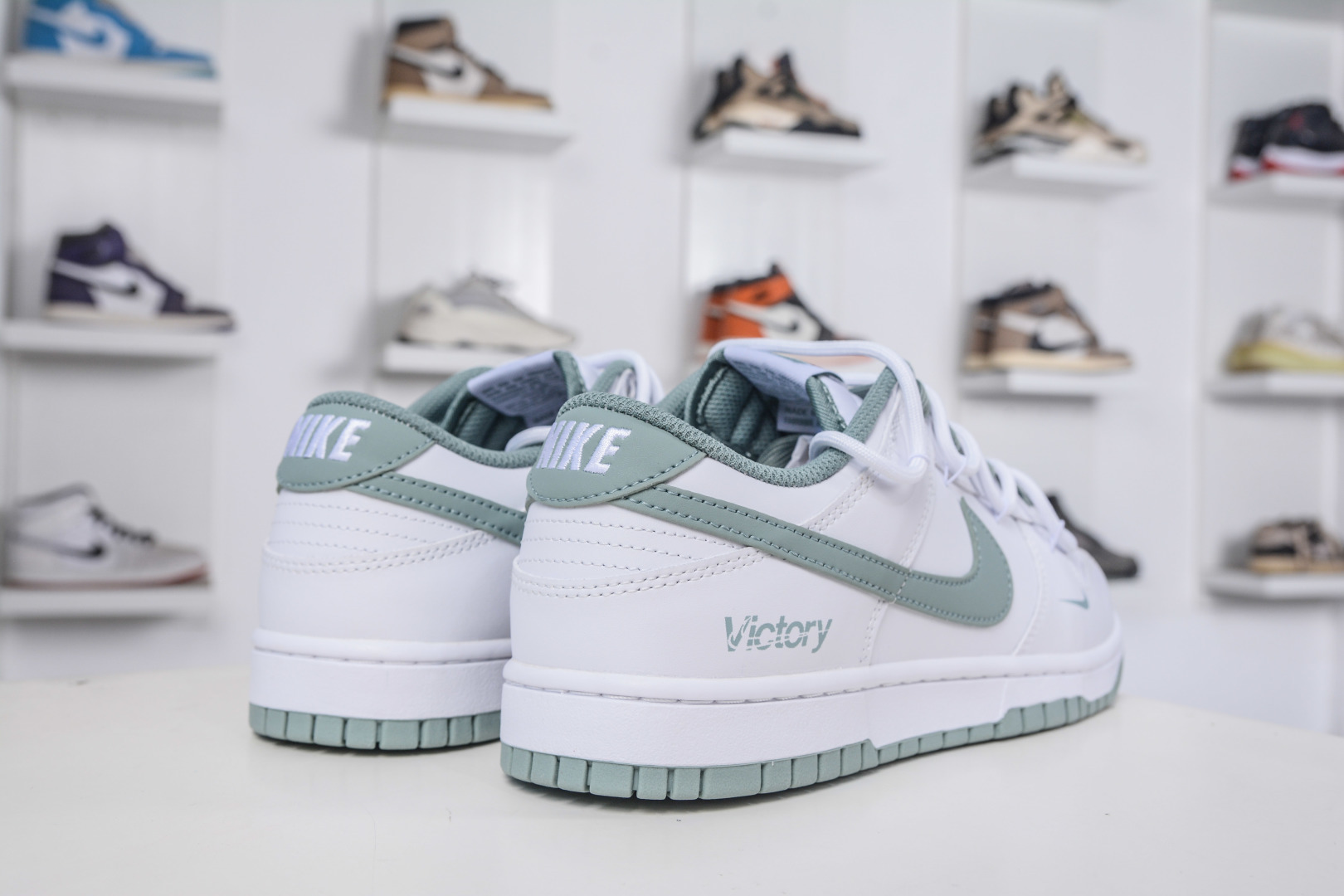 Nike Dunk Low 雾绿 WG0528-102