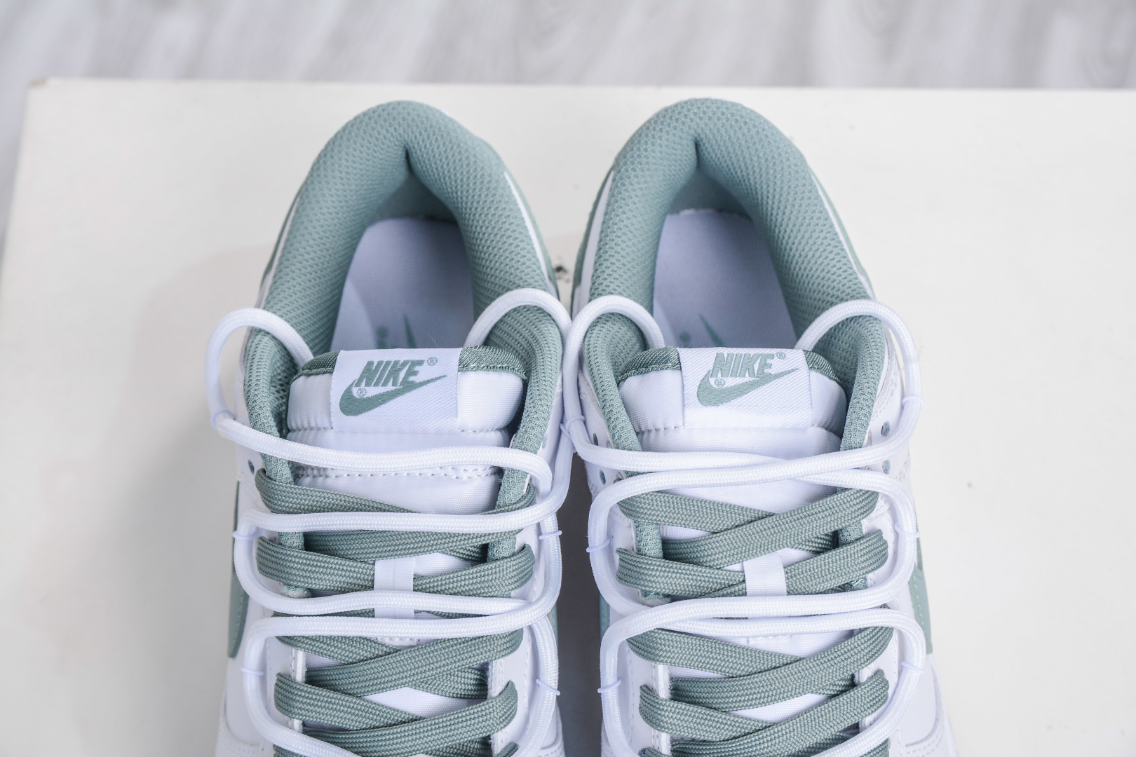 Nike Dunk Low 雾绿 WG0528-102