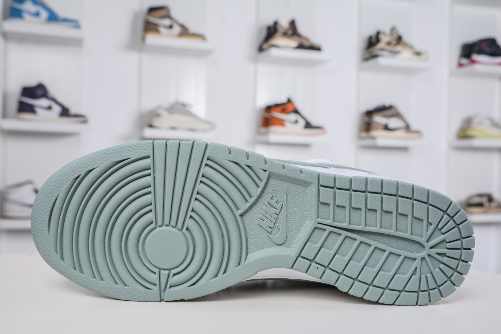 Nike Dunk Low 雾绿 WG0528-102