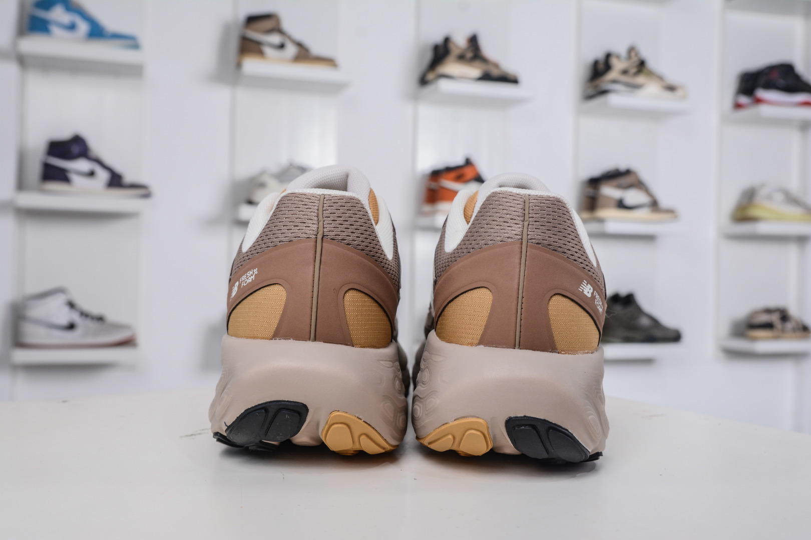 New Balance NB FuelCell Supercomp NB跑步鞋 UTRNAC-莆田鞋,莆田鞋货源,高仿鞋,高仿鞋货源,安福档口,莆田高仿鞋,莆田鞋批发,高仿鞋批发,莆田高仿运动鞋,高仿运动鞋,莆田运动鞋 New Balance NB FuelCell Supercomp NB跑步鞋 UTRNAC